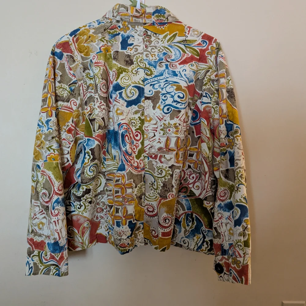XL Art-to-Wear Abstract Floral Jacket Chico's Size 3 Button Front Casual - Picture 2 of 6